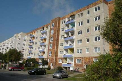 Wohnung zum Mieten in Stralsund 190,74 € 31.79 m²