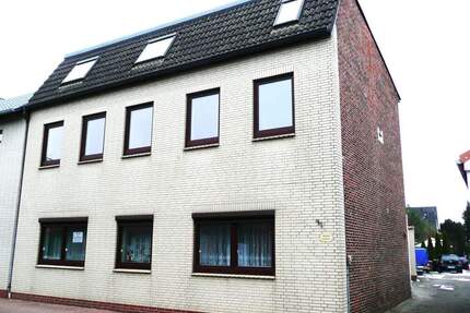25355 Barmstedt gepflegtes Stadthaus FREI ab Juni 2026: suchen - ansehen - zugreifen - kaufen - viel Raum: EG - OG - ausgeb. Dachgeschoß !