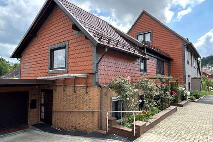 Haus zum Kaufen in Osterode am Harz 269.000,00 € 370 m²