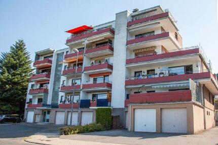 Frisch renoviert & sofort einziehen — Eigentumswohnung mit Loggia - Remscheid Lüttringhausen