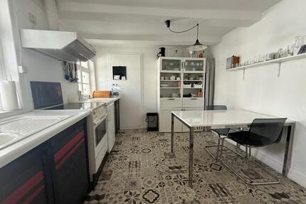 Wunderbar helle und ruhige 2-Zimmer-Altbauwohnung mit großer Wohn - Göttingen Oststadt