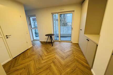 Wohnung zum Mieten in Berlin 675,63 € 30.72 m²