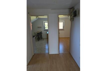 2 Zimmer-Wohnung in Singen-Süd - 590,00&nbsp;EUR Kaltmiete, ca.&nbsp; 50,00&nbsp;m&sup2; in Singen (Hohentwiel) (PLZ: 78224)