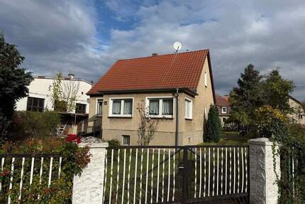 Freistehendes Einfamilienhaus mit großzügigem Garten! - Fürstenwalde/Spree