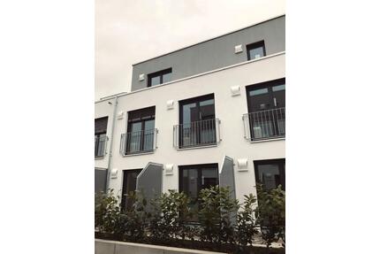 Ab 1. April 1-Zimmer Apartment Ingolstadt + TG Parkplatz