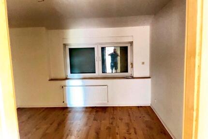 Wohnung mieten 3,5 - 610,00&nbsp;EUR Kaltmiete, ca.&nbsp; 74,00&nbsp;m&sup2; in Minden (PLZ: 32423)