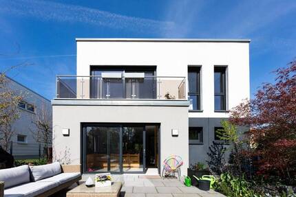 Premium-Wohnen in Leipzig-Gohlis: Exklusives 6-Zimmer-Haus mit moderner Architektur