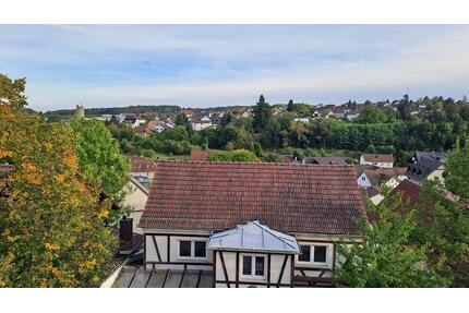Familienfreundliche, helle 3-Zimmer-Whg., 75 m2 in Grub am Forst