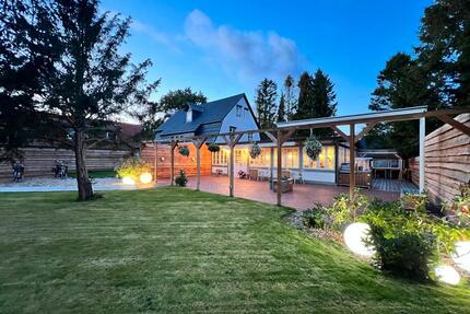 WIESENAU Prerow – Ferienwohnungen, Villa und Restaurant