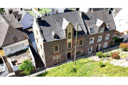 Haus zum Kaufen in Zell (Mosel) 215.000,00 € 215 m²