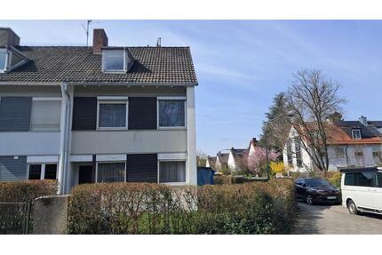 Provisionsfrei (privat) Reiheneckhaus mit großem Garten in Pasing - München Aubing-Lochhausen-Langwied