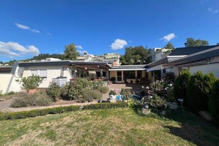 Top-Gelegenheit! Wohnen auf einer Ebene! Wunderschöner Bungalow in Bad Sobernheim zu verkaufen