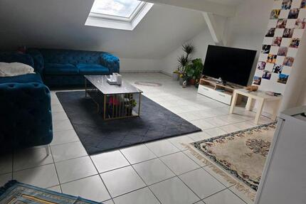 günstige 2 Zimmer Dachgeschosswohnung - Vöhringen