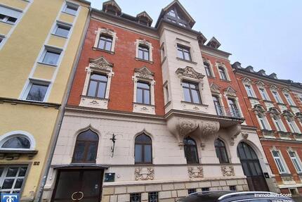 günstige 2 Zimmer Wohnung mit Aufzug im Haus und EBK - Plauen Bahnhofsvorstadt