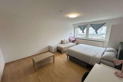 2 Zimmer Wohnung zentral gelegen von Salzgitter- Lebenstedt!