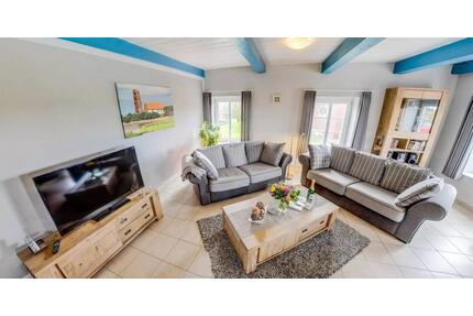 5‑Sterne Ferienwohnung Alte Kirche, Pellworm – Rundbett