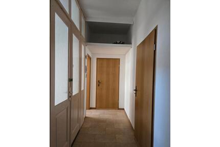 Einzigartig geschnittene 4-Raum Wohnung - ,,Dusche trifft Küche