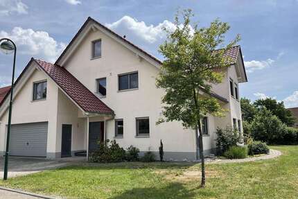 Haus zum Kaufen in Neuler 860.000,00 € 261.92 m²