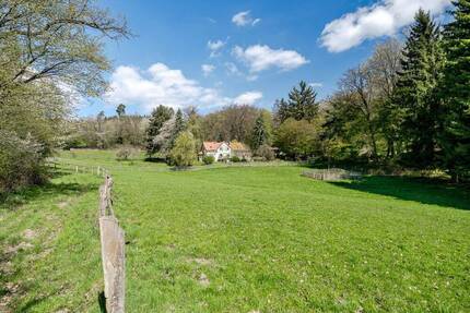 Landhaus in Alleinlage im Taunus - Tierhaltung möglich, sep. Gästehaus, nur 40 Min. bis Frankfurt - Grävenwiesbach
