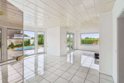 Haus zum Kaufen in Wunstorf 550.000,00 € 151 m²
