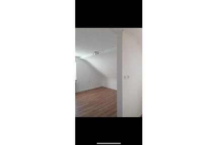 Mietwohnung - 910,00&nbsp;EUR Kaltmiete, ca.&nbsp; 85,00&nbsp;m&sup2; in Merzig (PLZ: 66663)