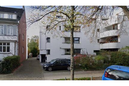 Großzügige 4 Zimmer Wohnung in Bremen, Gete. Orleanstr. 136m²