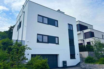 Haus zum Kaufen in Bad Neuenahr-Ahrweiler 1.699.000,00 € 297 m²