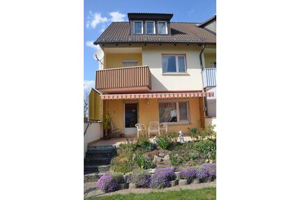 Geräumiges, renoviertes Reiheneckhaus mit Garage und Garten - Lichtenfels