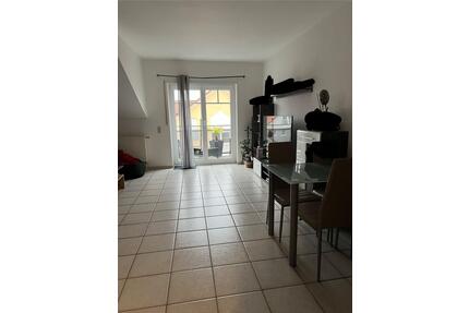 Lu-Edigheim, 2 ZKB, Balkon, hell, gepflegt, PKW- Stellplatz - Ludwigshafen am Rhein