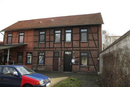 Haus und Hof in sehr zentraler Lage von Göttingen zu verkaufen.