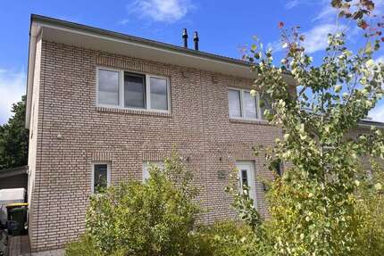 Haus zum Mieten in Neumünster 1.275,00 € 106 m²