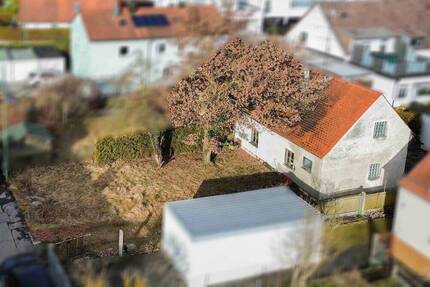 Unter Bodenrichtwert & dank Bebauungsplan sofort planbar: Stadtnahes & sonnenverwöhntes Grundstück ! - Erding