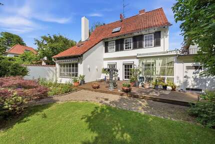 Haus zum Kaufen in Braunschweig 1.150.000,00 € 220 m²