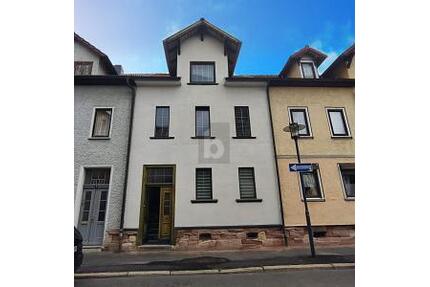 TOP LAGE ZUR INNENSTADT - 65.000,00&nbsp;EUR Kaufpreis, ca.&nbsp; 120,00&nbsp;m&sup2;&nbsp;Wohnfl&auml;che in Schmalkalden (PLZ: 98574)