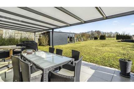 Elegantes Wohndomizil mit großzügigem Grundstück und hochwertiger Ausstattung - Schönefeld Rotberg