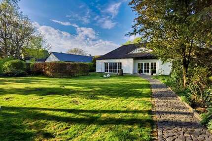 Haus zum Kaufen in Uetze Hänigsen 795.000,00 € 260 m² - Uetze / Hänigsen