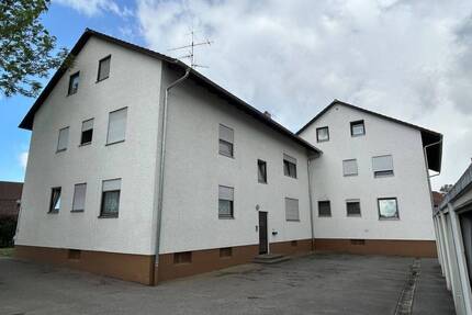 Renovierte Dachgeschosswohnung in Straubing - Ihr Mieter ist schon da