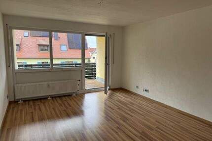 Stadtnah und im Grünen - 940,00&nbsp;EUR Kaltmiete, ca.&nbsp; 73,00&nbsp;m&sup2;&nbsp;Wohnfl&auml;che in Nürnberg (PLZ: 90482) Freiland
