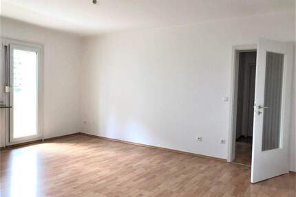 Helle 2-Zi. Wohnung mit Balkon in Erlangen nahe Siemens Campus Wohnung kaufen