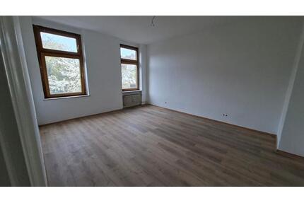 Großzügige 4-Zimmer-Wohnung (130 m²) in Duisburg – frisch kernsan