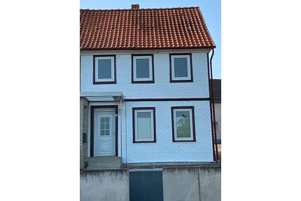 Kernsanierte Doppelhaushälfte | 140m² | 6 Zimmer | Ausbaureserve - Bad Salzdetfurth