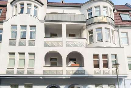 Wohnung zum Kaufen in Magdeburg 175.000,00 € 97 m²