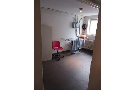 ArbeiterzimmerPendlerzimmer - 390,00&nbsp;EUR Kaltmiete, ca.&nbsp; 25,00&nbsp;m&sup2; in Renningen (PLZ: 71272)