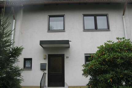 Haus zum Kaufen in Waldershof 275.000,00 € 124 m²