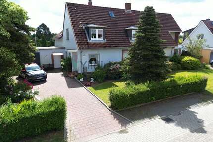 Haus zum Kaufen in Cuxhaven Groden 325.000,00 € 140 m² - Cuxhaven / Groden