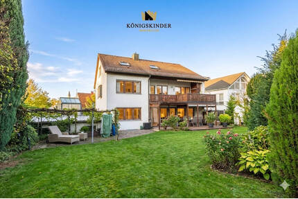 3-Fam. Haus mit großem Garten, 3 Garagen & weiterem Potenzial in schöner ruhiger zentraler Lage - Böblingen