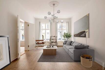 Geschmackvolle Altbauwohnung im nicht einsehbaren Hochparterre in zentraler, ruhiger Lage im beliebten Dichterviertel von Berlin-Mitte