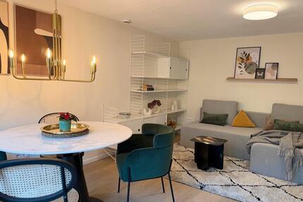 1,5 Zimmer in idyllischer Hofanlage, modern vollmöbliert - Köln Lindenthal