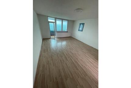 Zweizimmerwohnung zu vermieten - 500,00&nbsp;EUR Kaltmiete, ca.&nbsp; 66,00&nbsp;m&sup2; in Mönchengladbach (PLZ: 41199) Süd