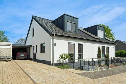 Raumwunder - top gepflegtes Wohnhaus mit LWP und schönem Garten, Nähe Oberpleis - Königswinter Niederscheuren